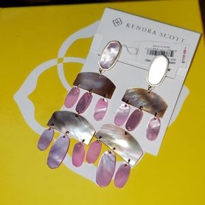 Kendra scott earrings pink EMMET